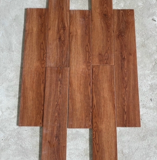 GẠCH GỖ 15X90 MÀU ĐỎ TẠI THỦ ĐỨC