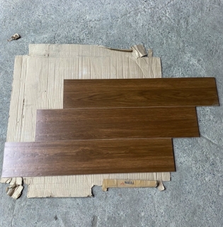 Gạch Lát Nền Giả Gỗ 20x100 Đồng Chất Tại Bình Tân