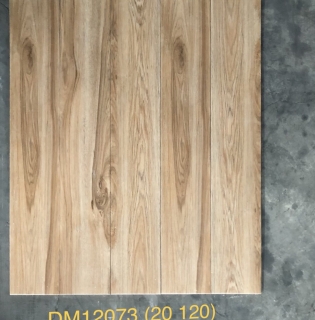 Gạch Lát Nền Giả Gỗ 20x120 Đồng Chất Tại Q7