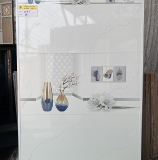 Bộ gạch ốp 30x60 có đầu viền