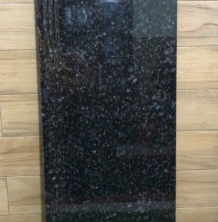 Gạch cầu thang 47x120 giả đá hoa cương đen tuyền