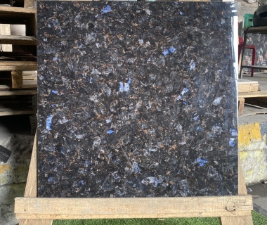 Khám Phá Kho Gạch Ốp Lát Giá Rẻ Tại TPHCM Chuyên Nghiệp