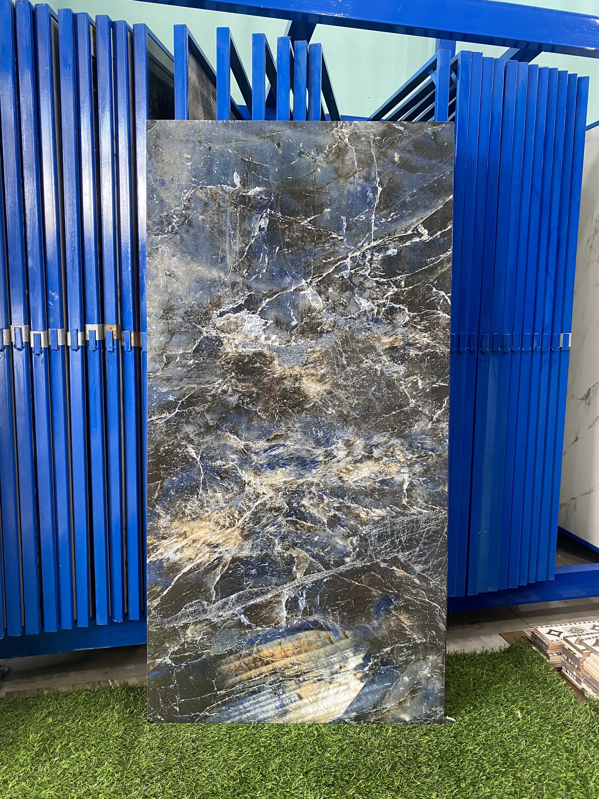 gach-lat-nen-60x120-bong-kieng