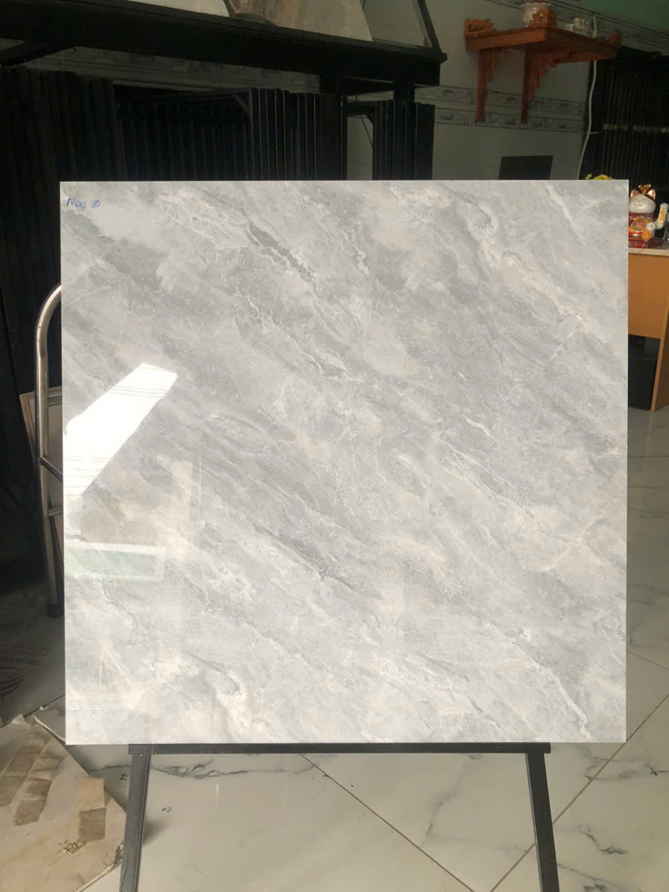 gach-lat-nen-80x80-nha-dep